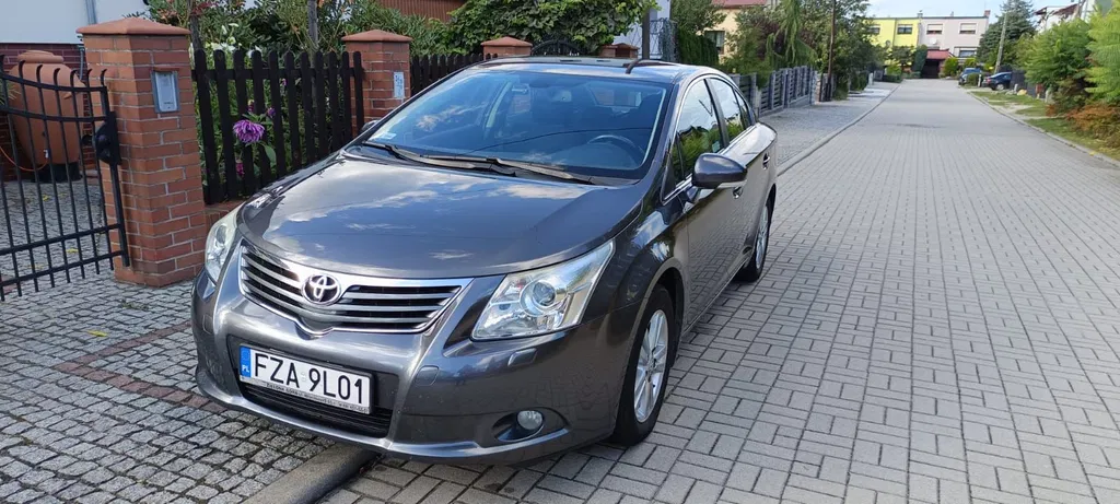Zdjęcie: 2009 Toyota Avensis
