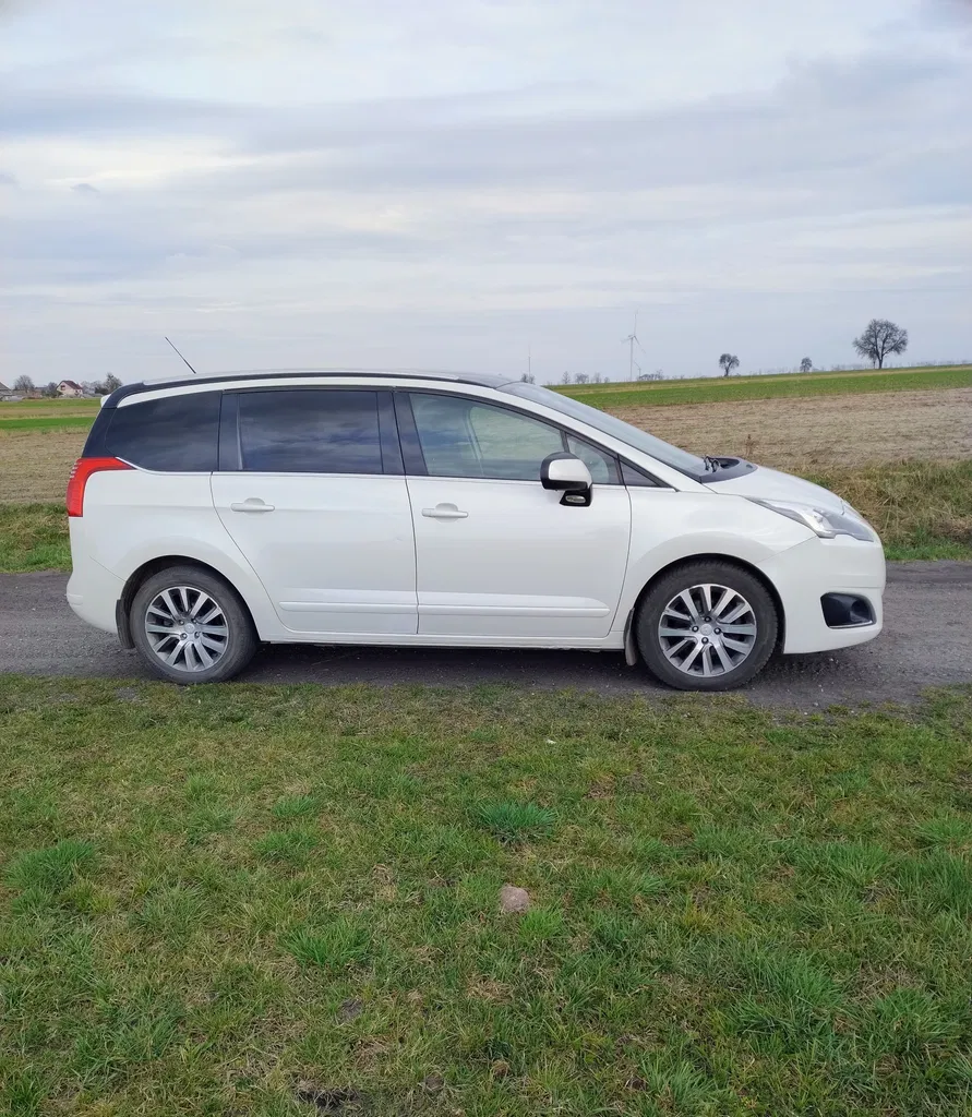 Zdjęcie: 2014 Peugeot 5008