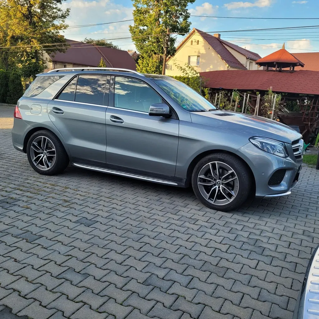 Zdjęcie: 2015 Mercedes-Benz GLE