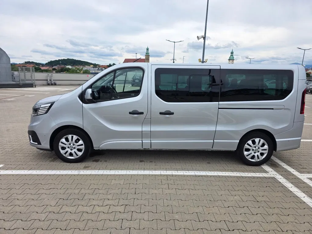 Zdjęcie: 2024 Renault Trafic