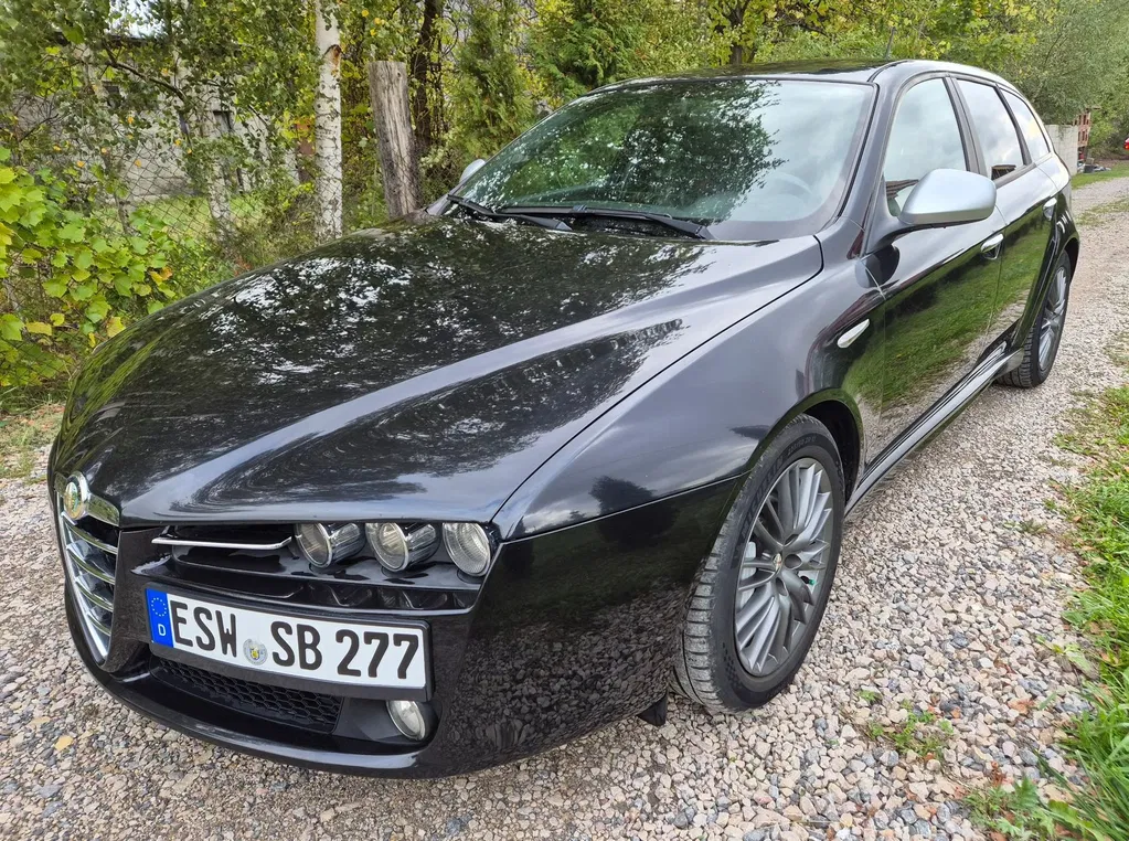 Zdjęcie: 2011 Alfa Romeo 159