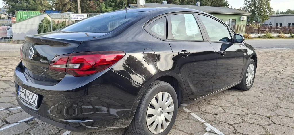 Zdjęcie: 2017 Opel Astra