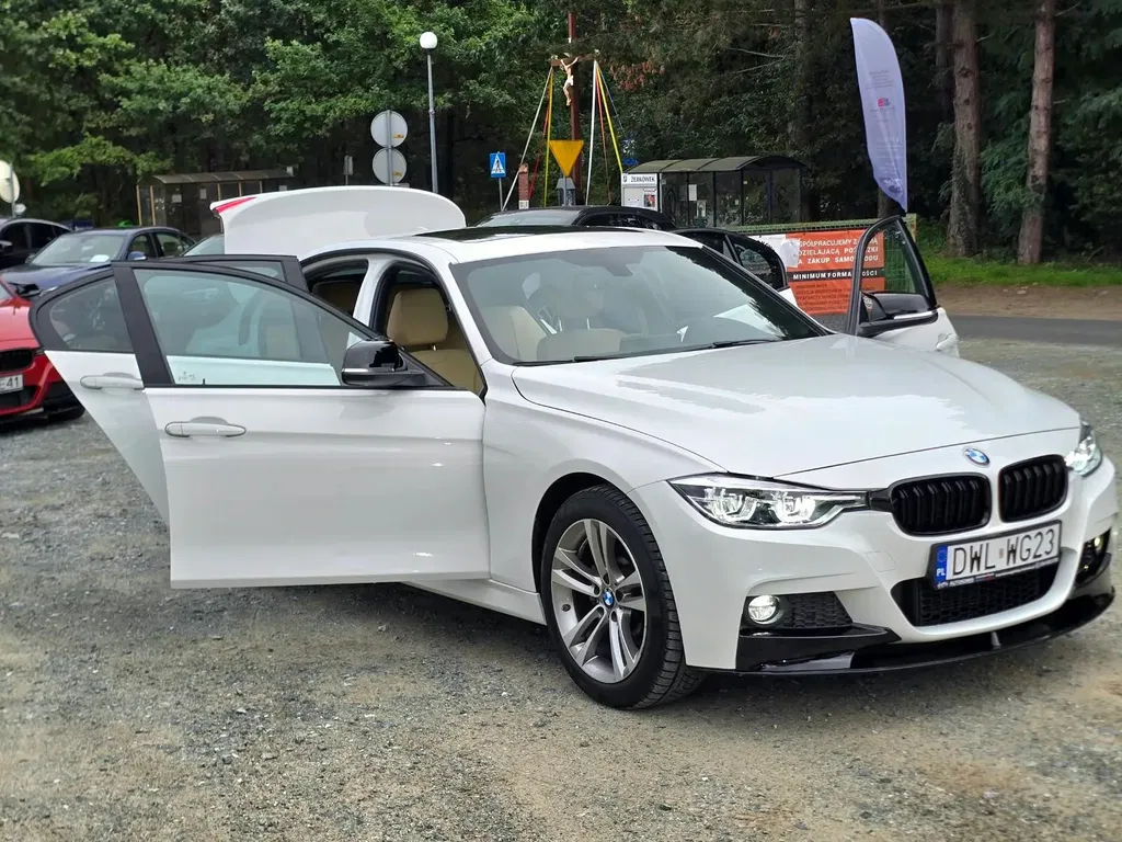 Zdjęcie: 2018 BMW Seria 3