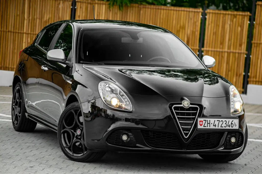 Zdjęcie: 2010 Alfa Romeo Giulietta