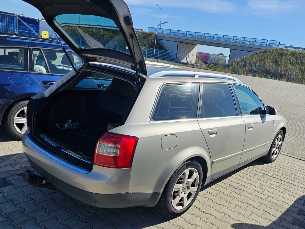 Zdjęcie: 2004 Audi A4 Avant