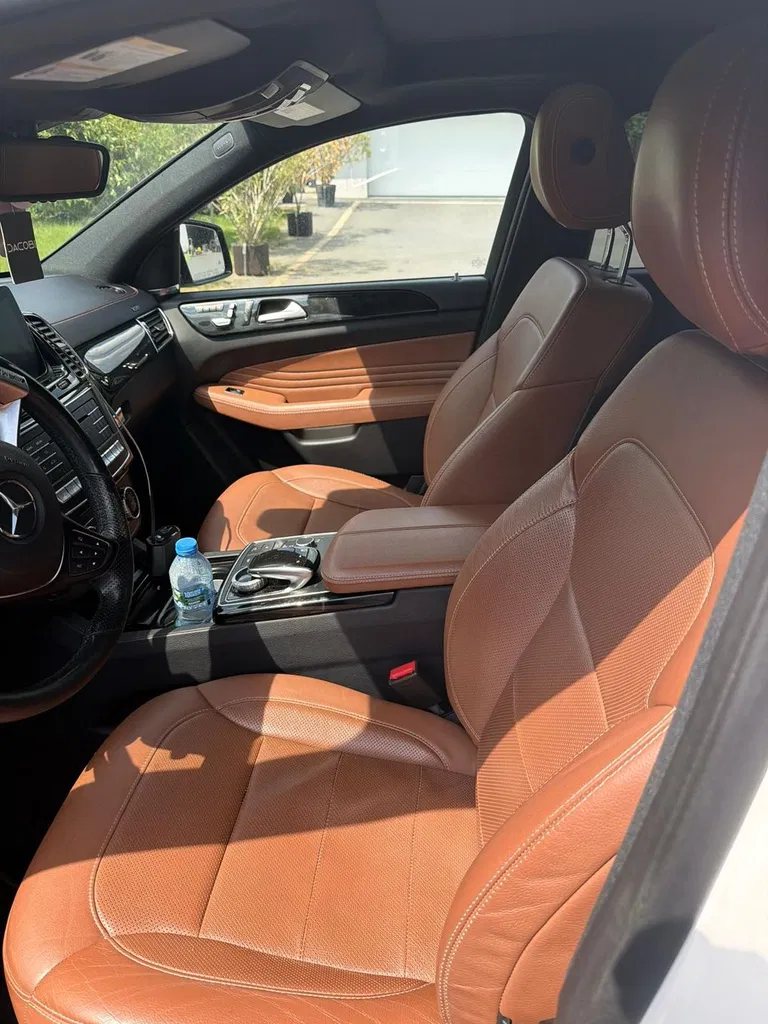 Zdjęcie: 2019 Mercedes-Benz GLE