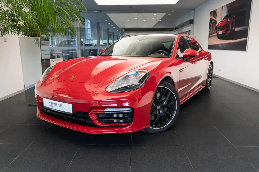 Zdjęcie: 2022 Porsche Panamera