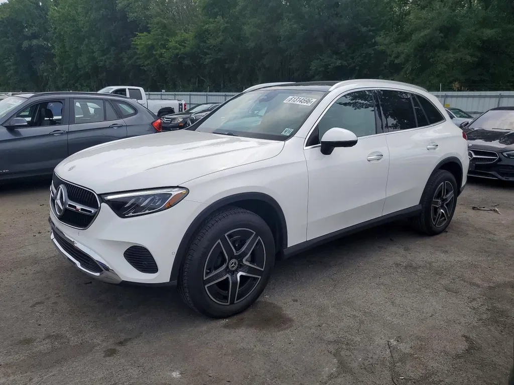 Zdjęcie: 2026 Mercedes-Benz GLC