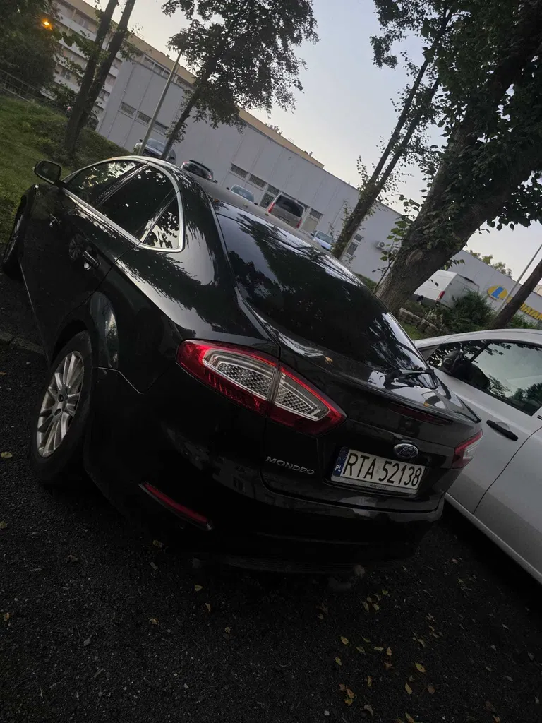 Zdjęcie: 2011 Ford Mondeo