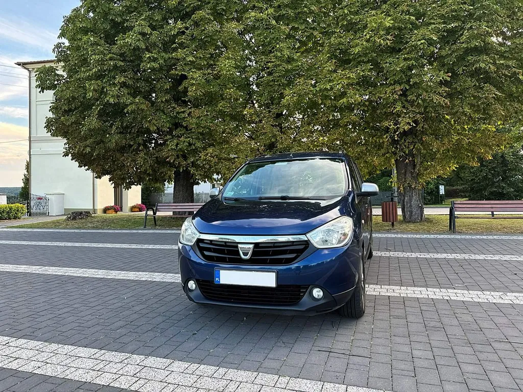 Zdjęcie: 2015 Dacia Lodgy
