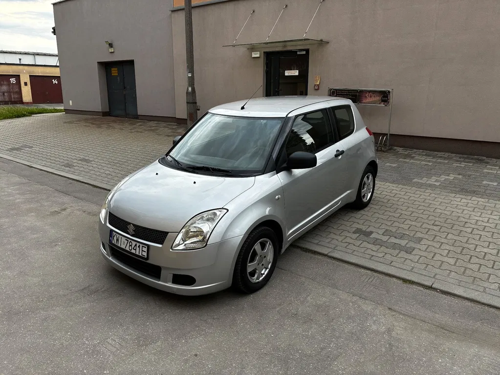 Zdjęcie: 2005 Suzuki Swift