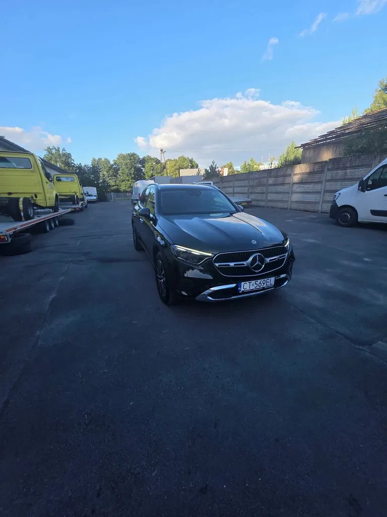 Zdjęcie: 2025 Mercedes-Benz GLC