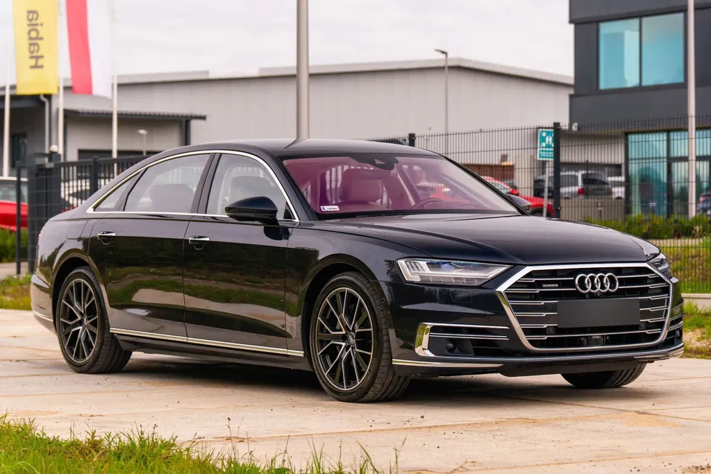 Zdjęcie: 2019 Audi A8