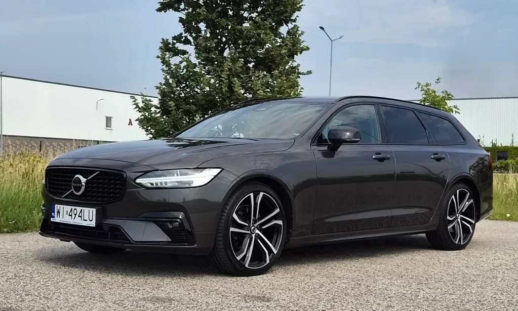 Zdjęcie: 2022 Volvo V90