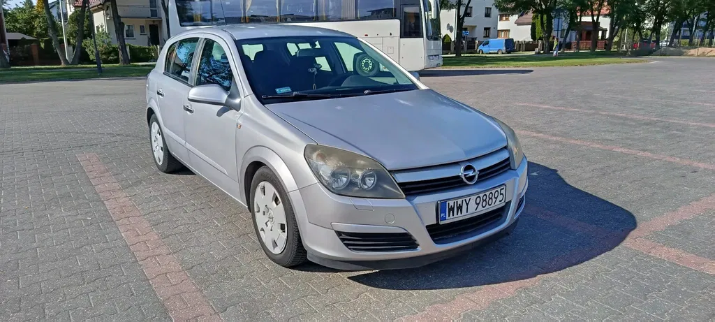 Zdjęcie: 2005 Opel Astra