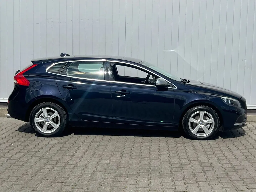Zdjęcie: 2017 Volvo V40