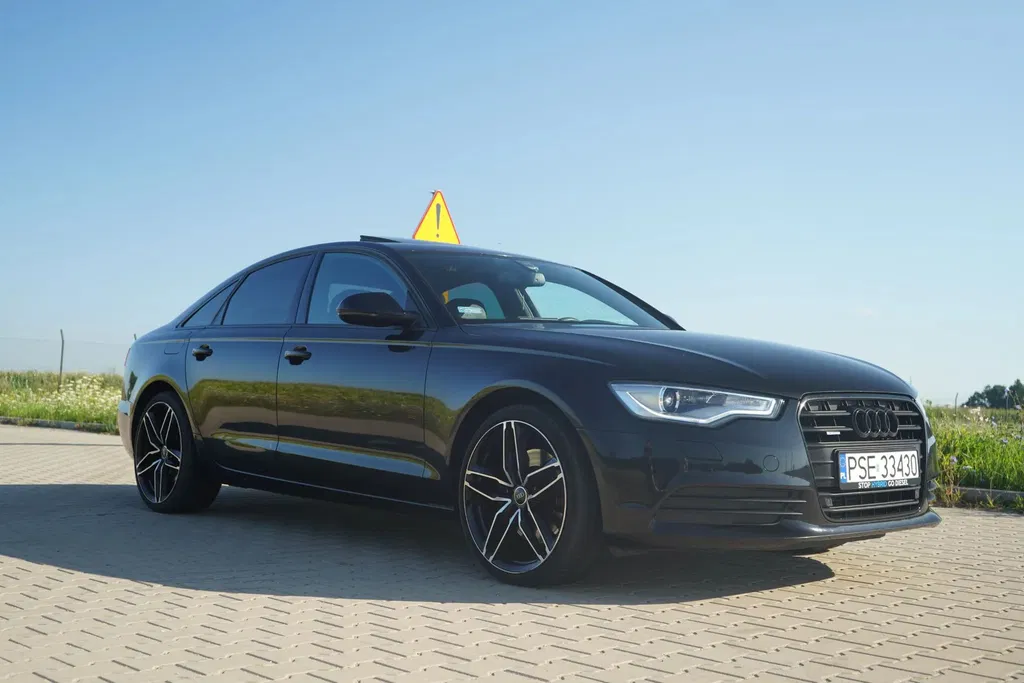 Zdjęcie: 2012 Audi A6 Limousine