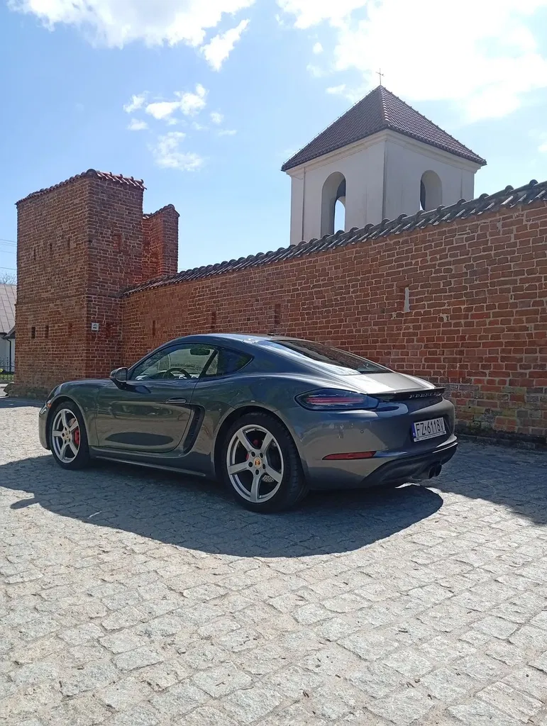 Zdjęcie: 2018 Porsche 718 Cayman
