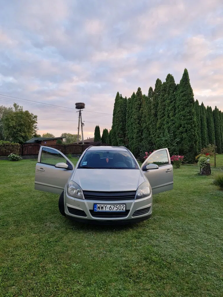 Zdjęcie: 2005 Opel Astra