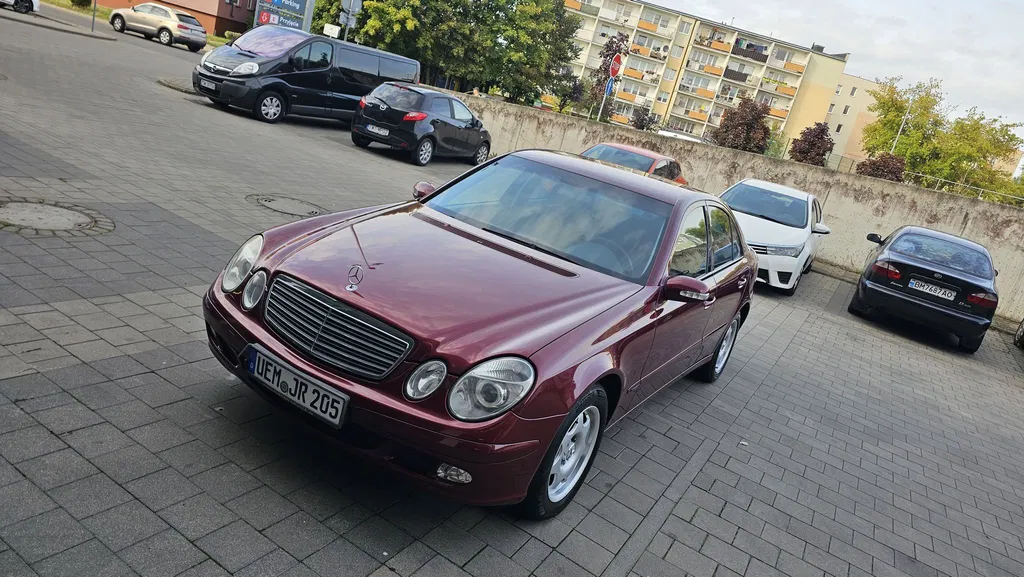 Zdjęcie: 2004 Mercedes-Benz E Klasa