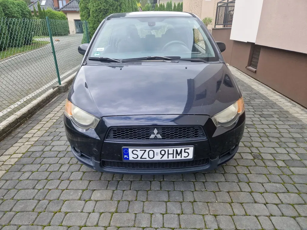 Zdjęcie: 2009 Mitsubishi Colt