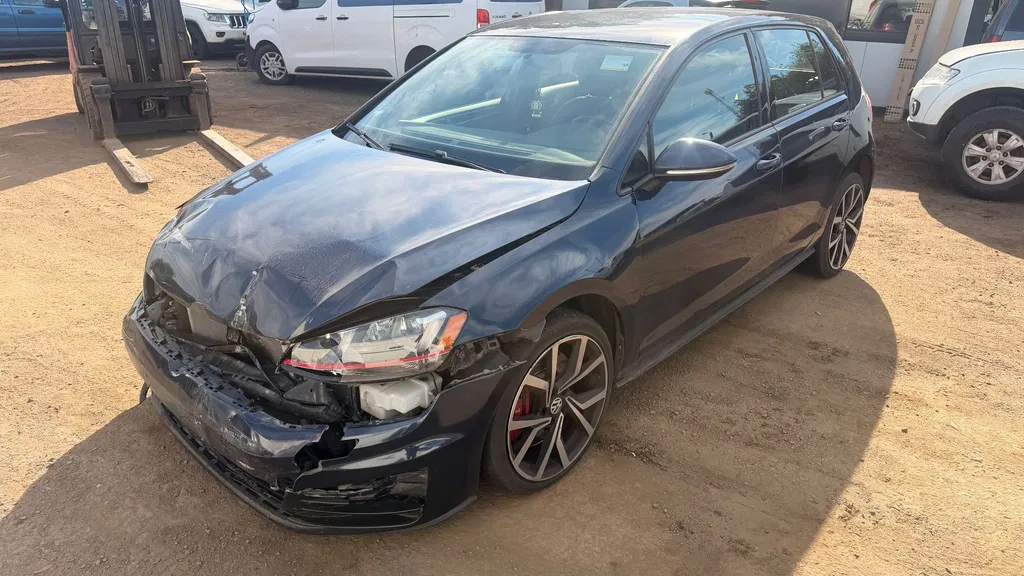 Zdjęcie: 2016 Volkswagen Golf
