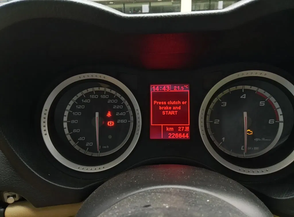 Zdjęcie: 2010 Alfa Romeo 159
