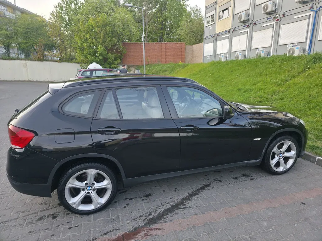 Zdjęcie: 2011 BMW X1