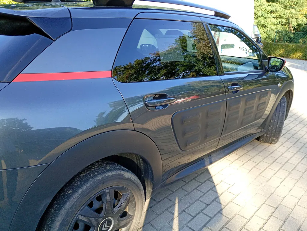 Zdjęcie: 2017 Citroen C4 Cactus