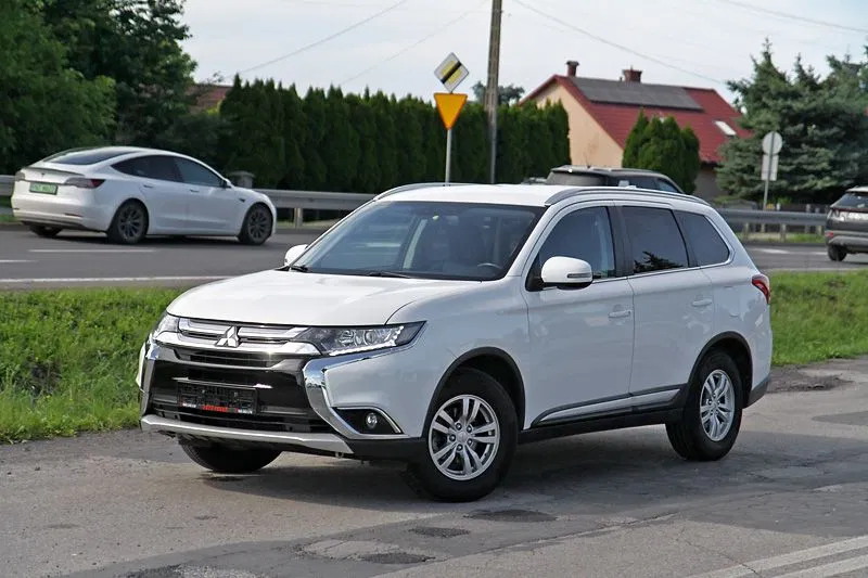 Zdjęcie: 2017 Mitsubishi Outlander