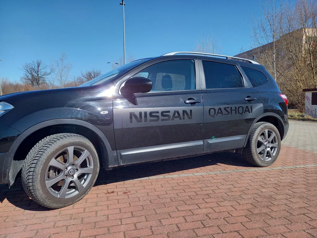 Zdjęcie: 2010 Nissan Qashqai+2