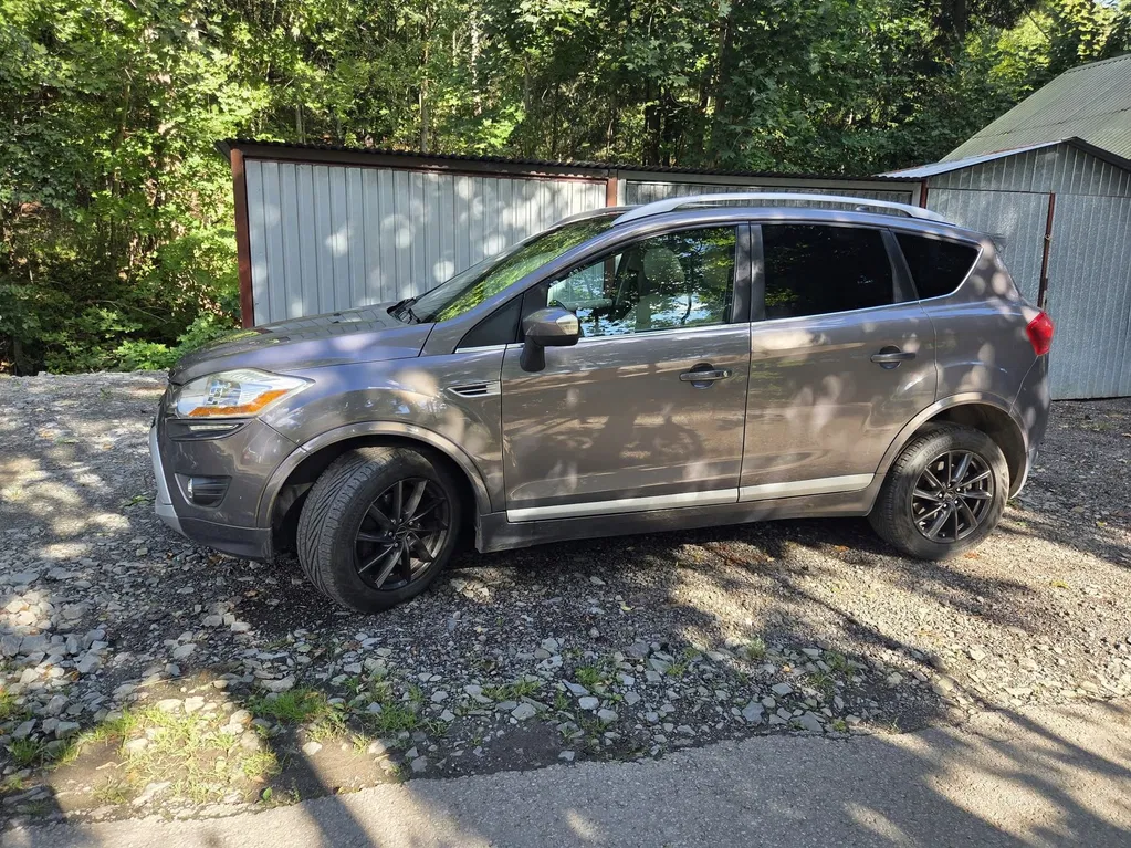Zdjęcie: 2011 Ford Kuga