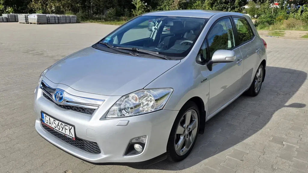 Zdjęcie: 2012 Toyota Auris