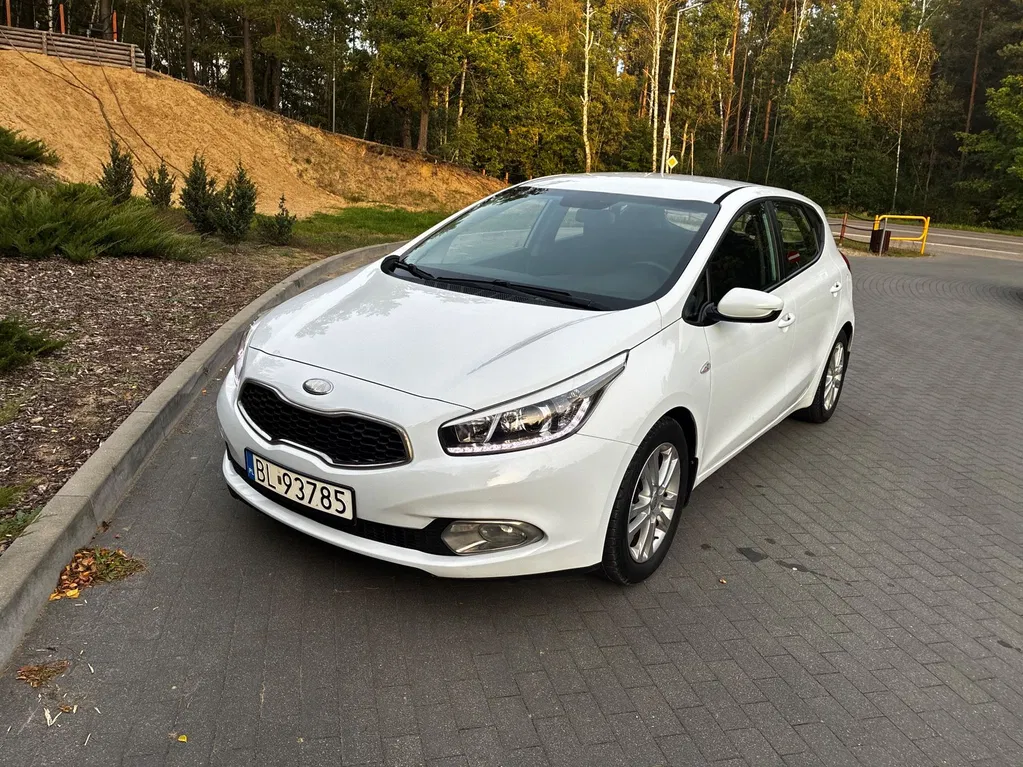 Zdjęcie: 2013 Kia Cee'd