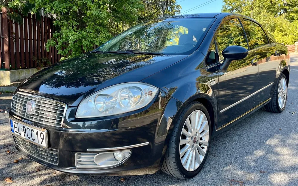 Zdjęcie: 2009 Fiat Linea