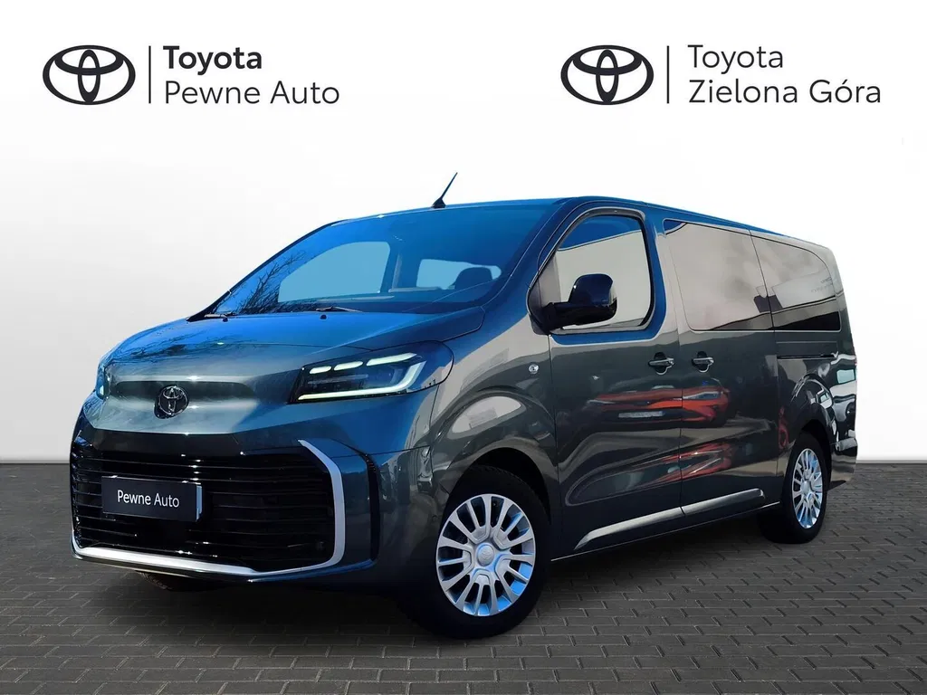 Zdjęcie: 2025 Toyota Proace Verso