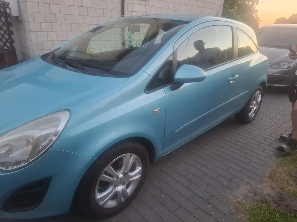 Zdjęcie: 2011 Opel Corsa