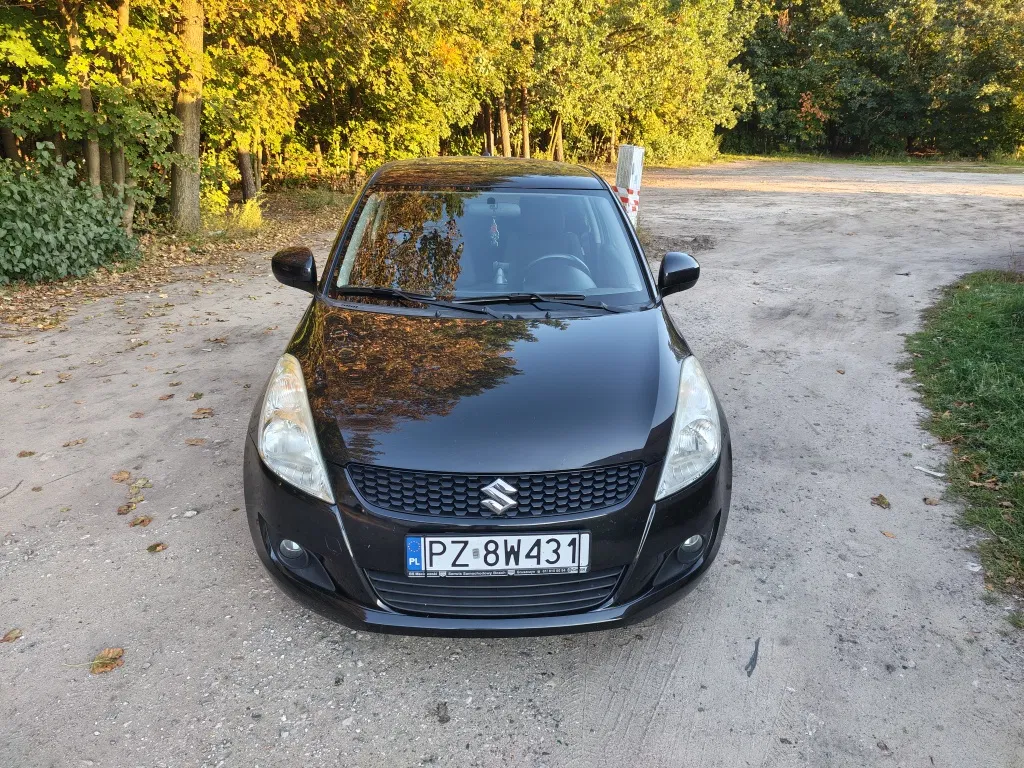 Zdjęcie: 2012 Suzuki Swift