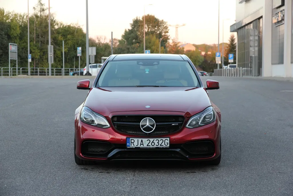 Zdjęcie: 2015 Mercedes-Benz E Klasa