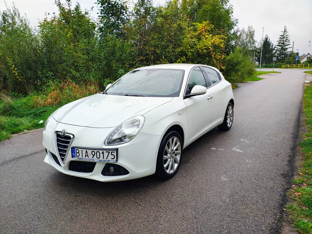 Zdjęcie: 2011 Alfa Romeo Giulietta