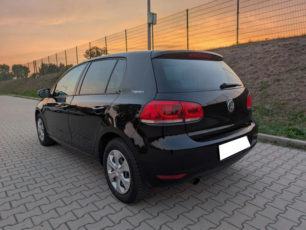 Zdjęcie: 2011 Volkswagen Golf