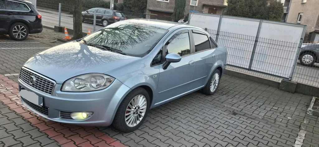 Zdjęcie: 2007 Fiat Linea