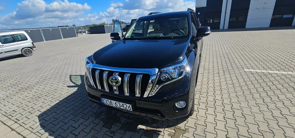 Zdjęcie: 2017 Toyota Land Cruiser