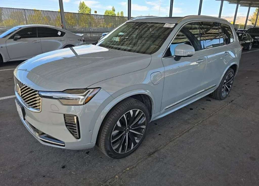 Zdjęcie: 2025 Volvo XC 90
