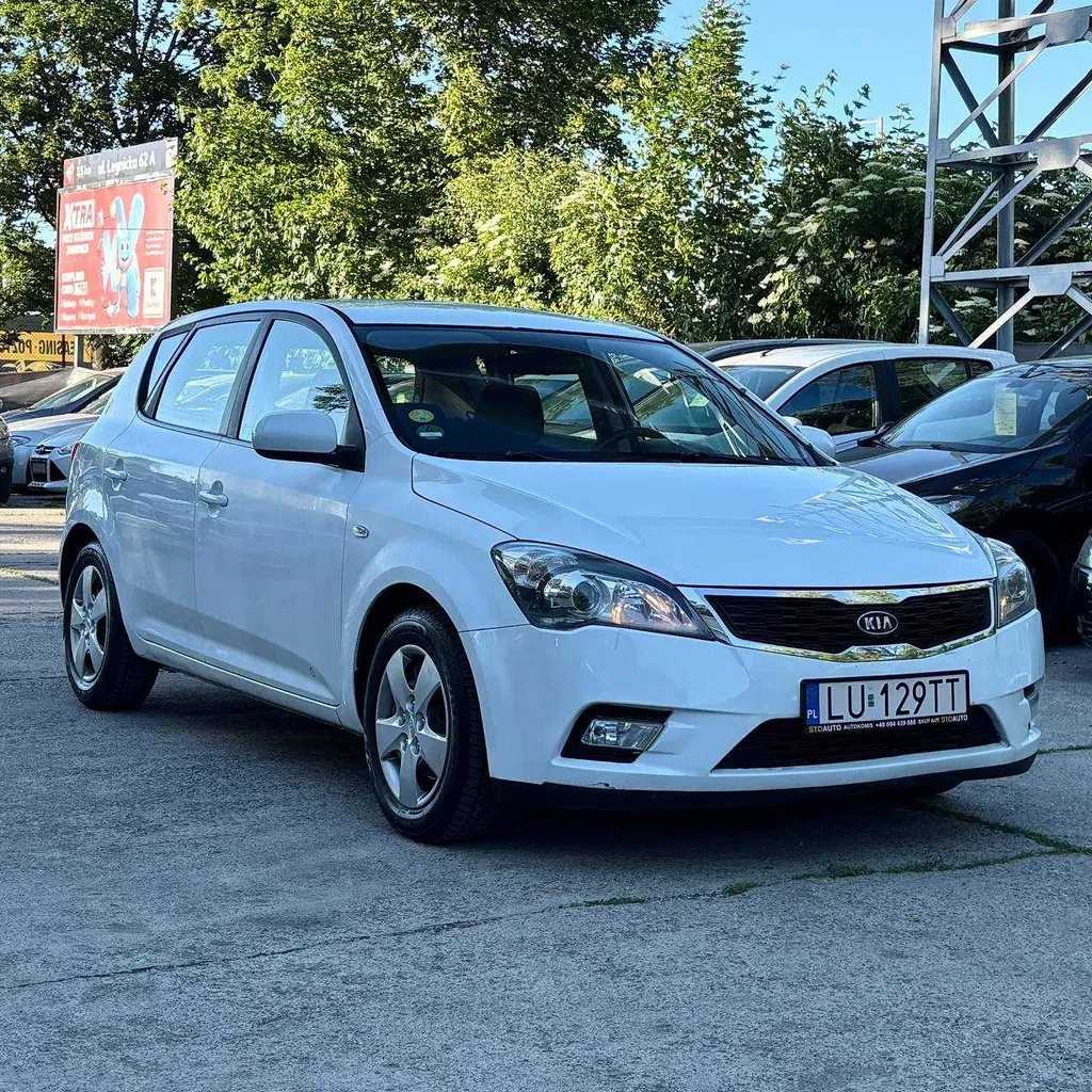 Zdjęcie: 2011 Kia Cee'd