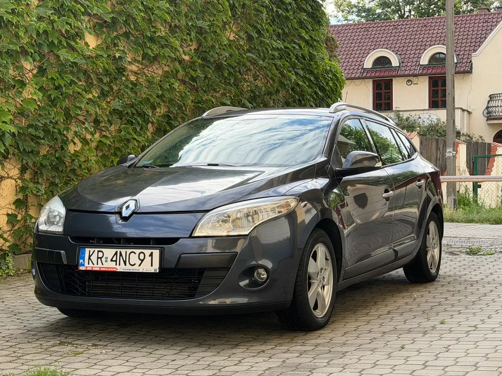 Zdjęcie: 2010 Renault Megane