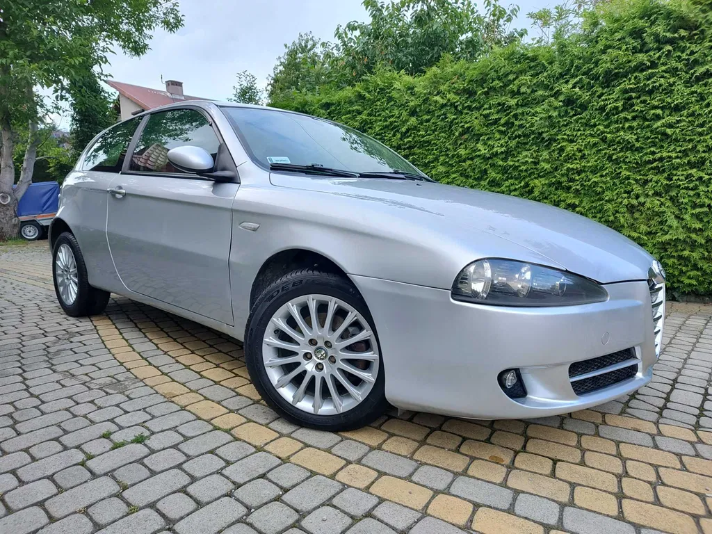 Zdjęcie: 2008 Alfa Romeo 147