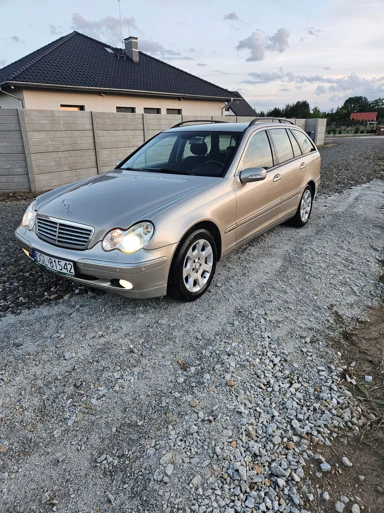 Zdjęcie: 2004 Mercedes-Benz C Klasa
