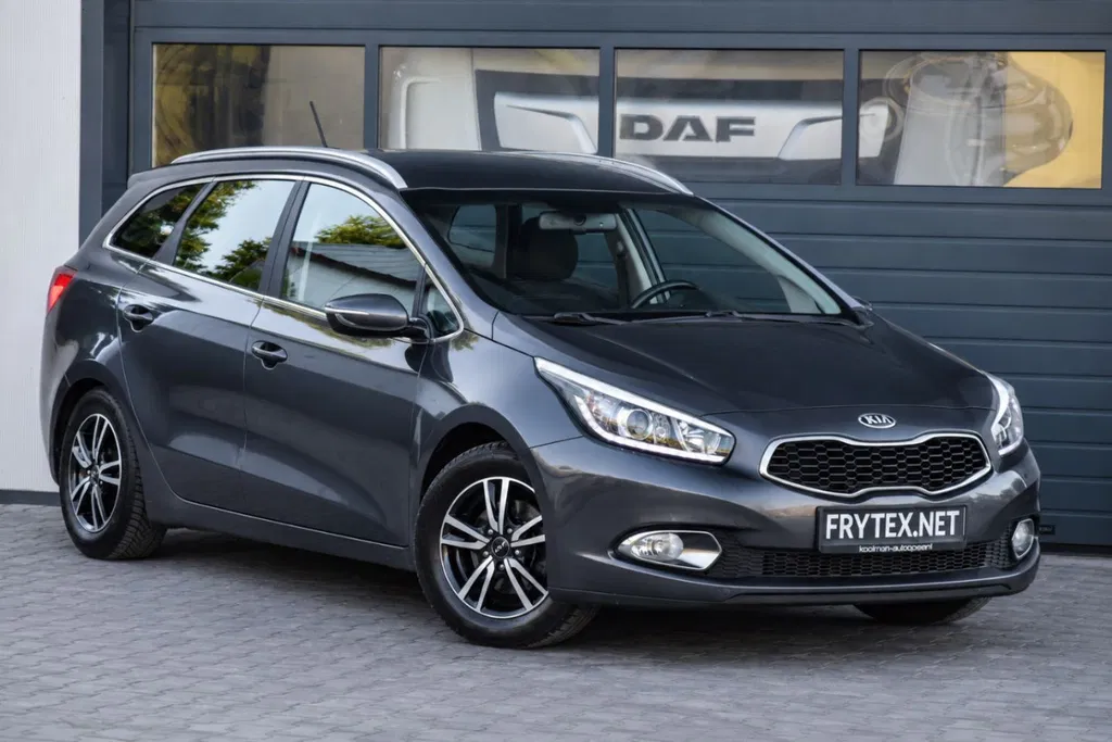 Zdjęcie: 2013 Kia Cee'd