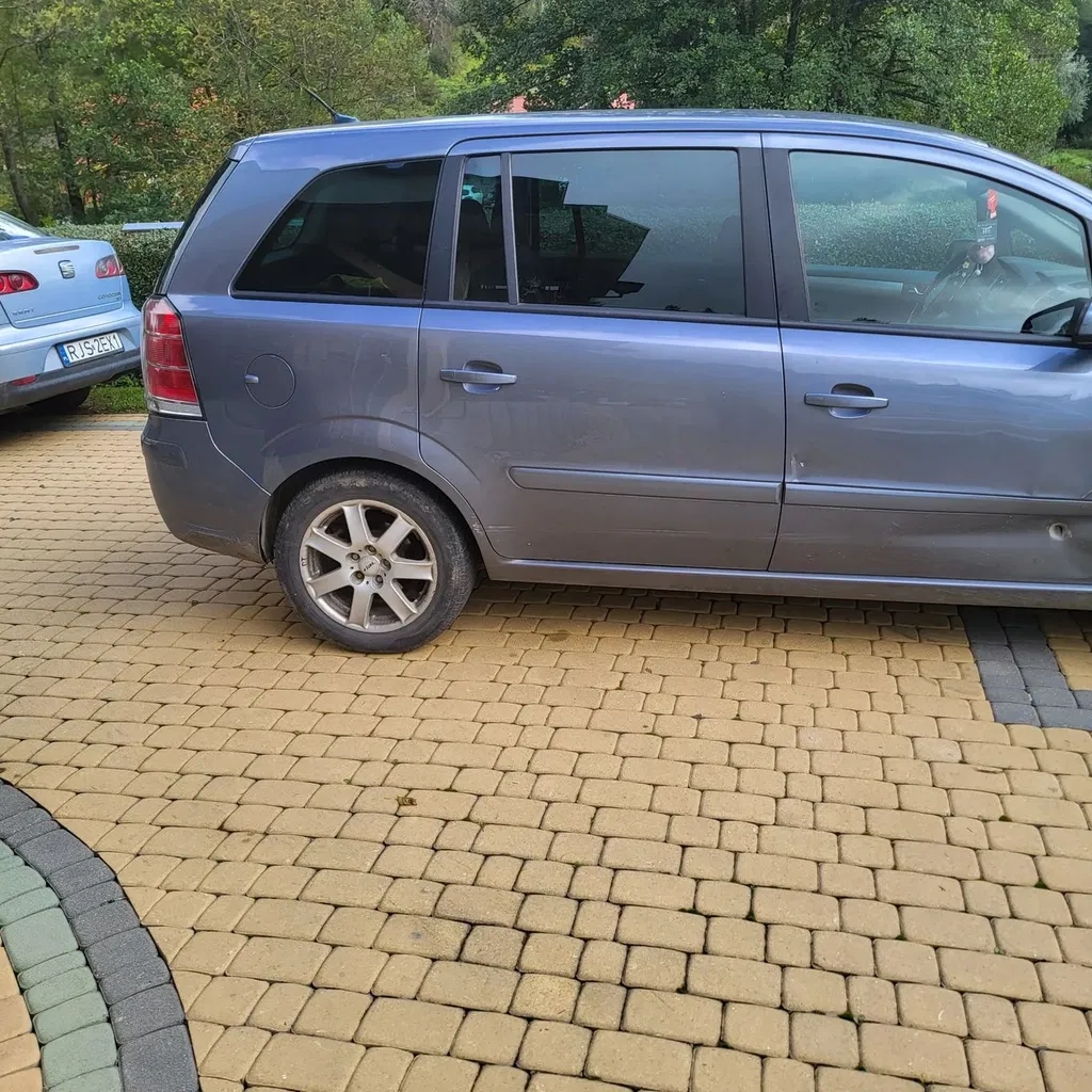 Zdjęcie: 2006 Opel Zafira